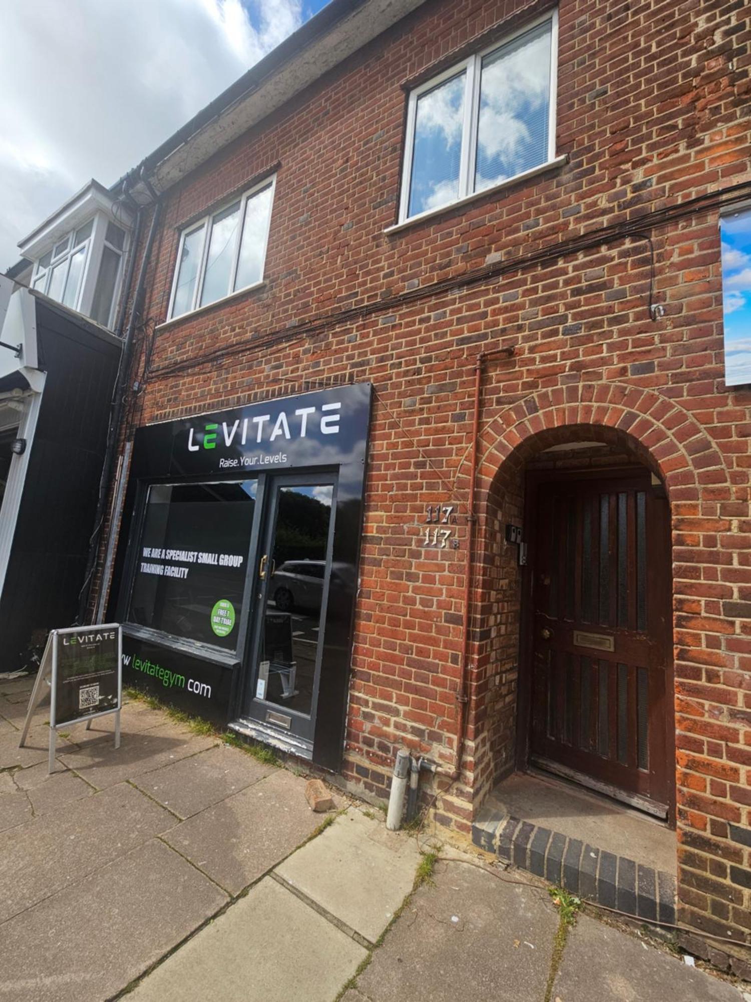 St Albans City Stays - Near Luton Airport - St Albans Abbey & City Train Station - Close To London- Harry Potter World - The Odyssey Cinema - Abbey Cathedral- Contractors I Business I Leisure- Sleeps Upto 6 People Extérieur photo