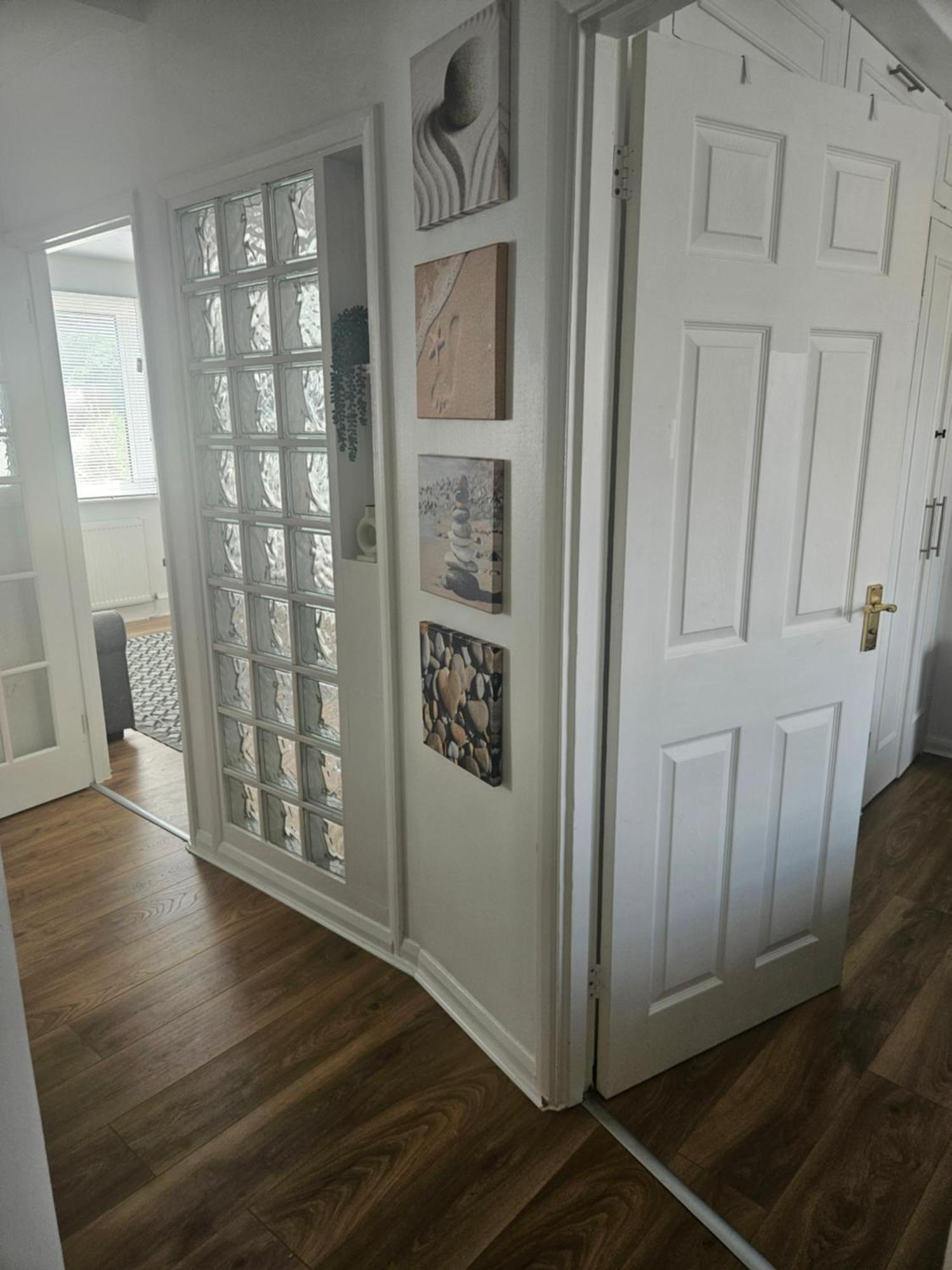 St Albans City Stays - Near Luton Airport - St Albans Abbey & City Train Station - Close To London- Harry Potter World - The Odyssey Cinema - Abbey Cathedral- Contractors I Business I Leisure- Sleeps Upto 6 People Extérieur photo