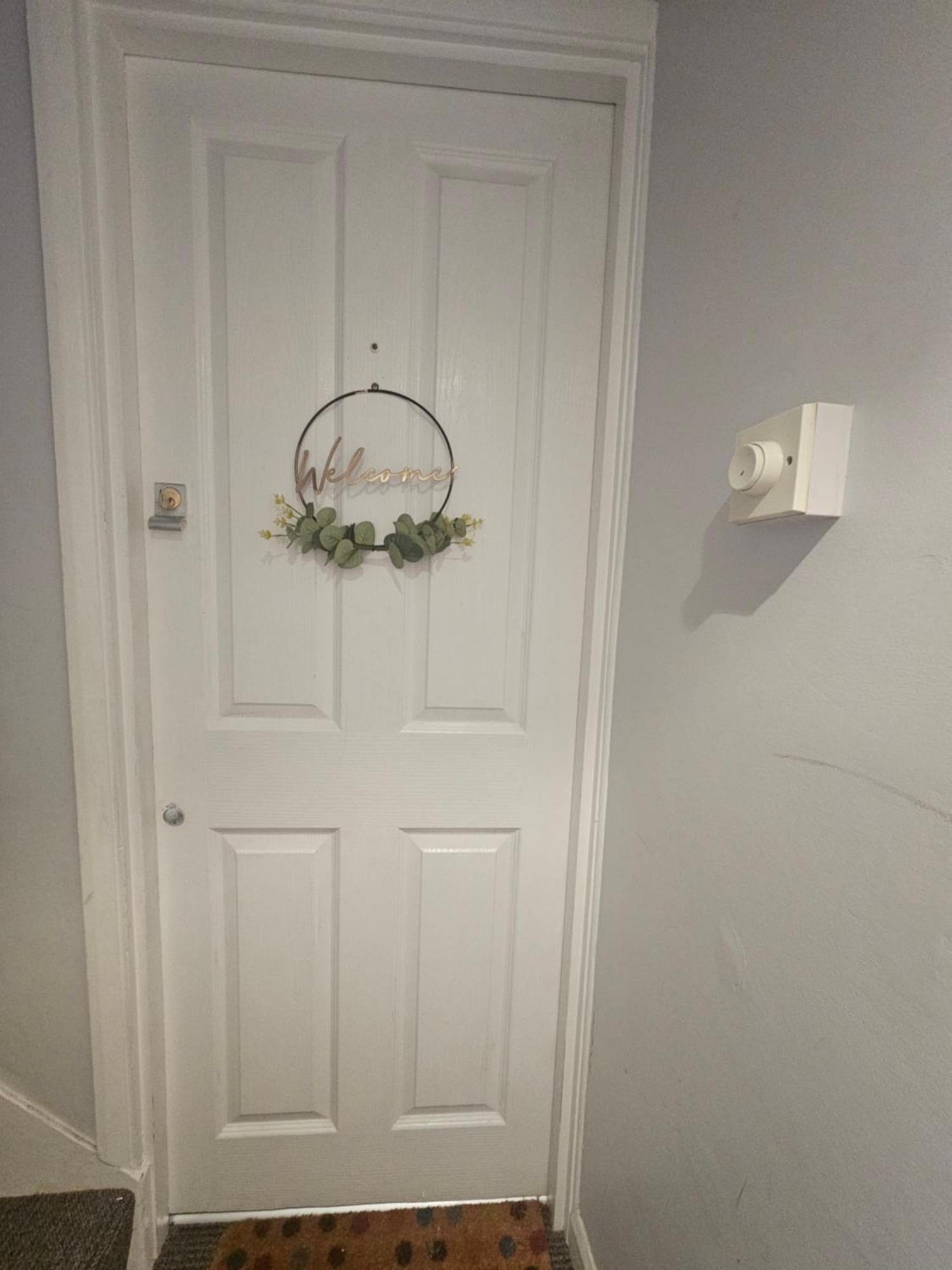 St Albans City Stays - Near Luton Airport - St Albans Abbey & City Train Station - Close To London- Harry Potter World - The Odyssey Cinema - Abbey Cathedral- Contractors I Business I Leisure- Sleeps Upto 6 People Extérieur photo